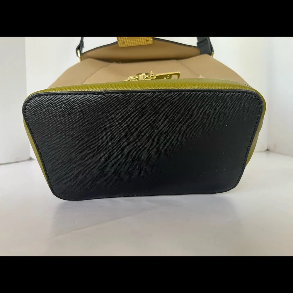 Steve Madden backpack/crossbody bag